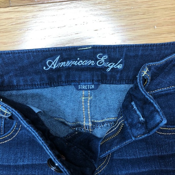 American Eagle Stretch Shorts Size 2 - Picture 4 of 6